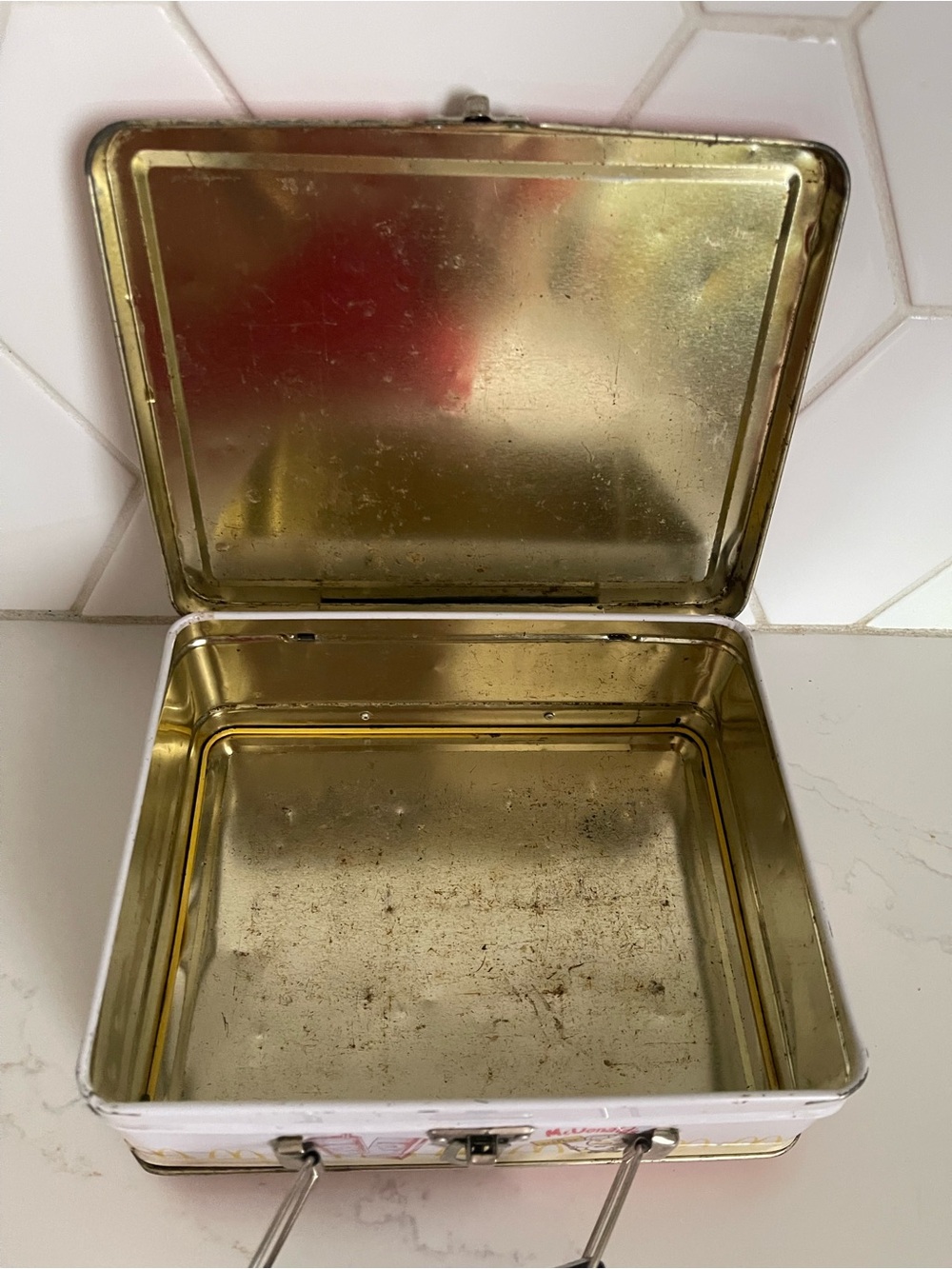 McDonald's Red and Yellow Retro Hamburger Tin Lunchbox - Picture 5 of 9